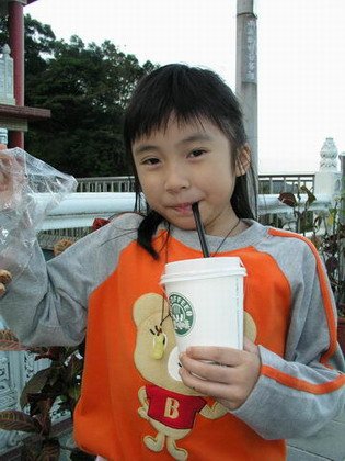 天真單純的小 Annie